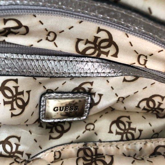 Super styling GUESS handbag - Picture 6 of 8